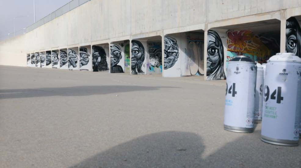 JOHN VOIR — MTN Australia Achromatic