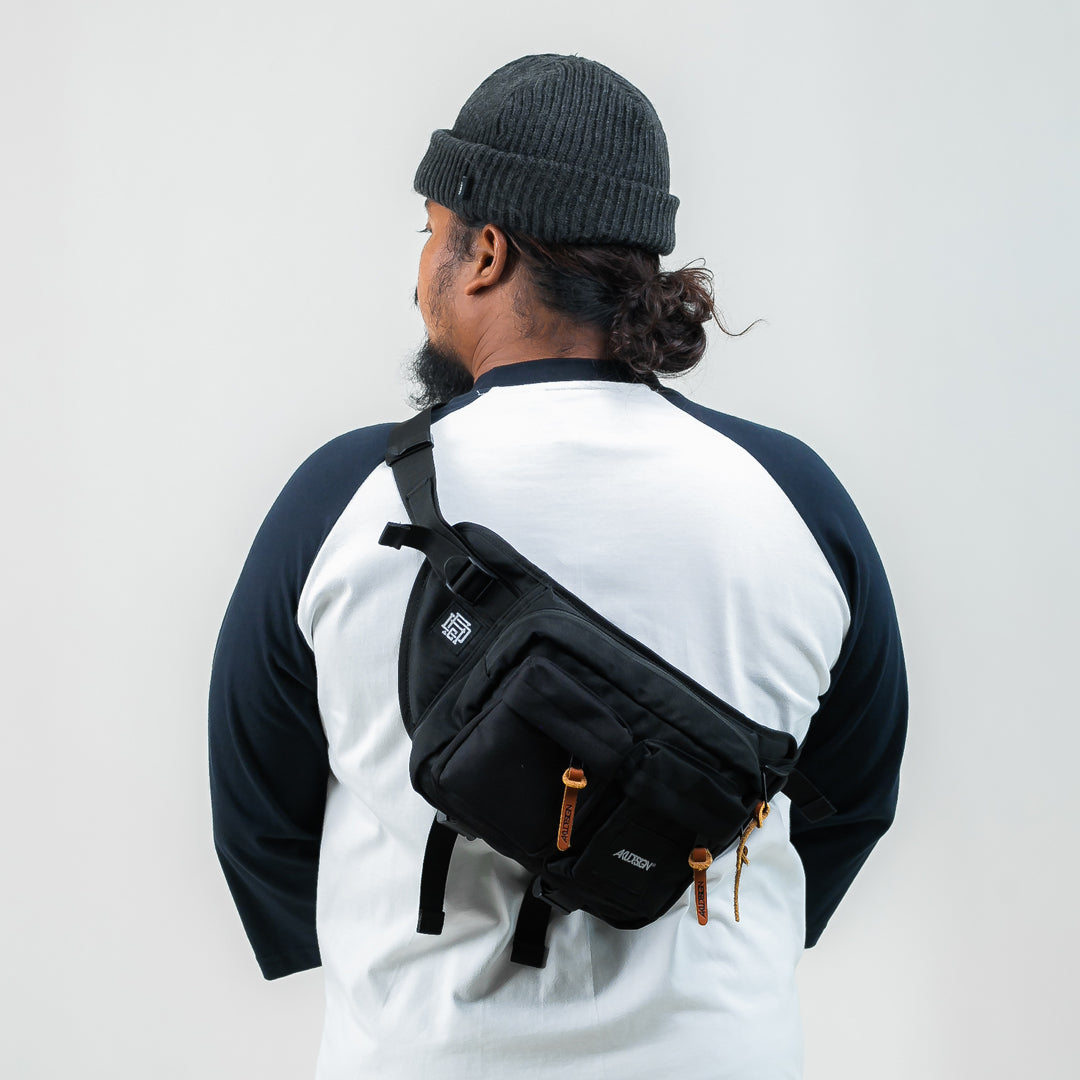 AKUDESIGN Mono Waist Bag Black